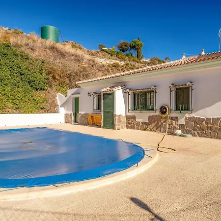 Pet Friendly In With Kitchenette * Sedella