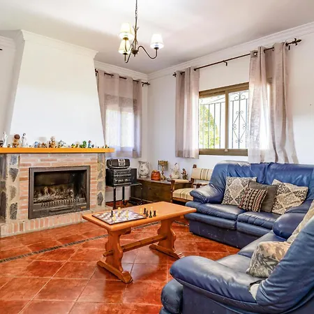 Pet Friendly In With Kitchenette *
